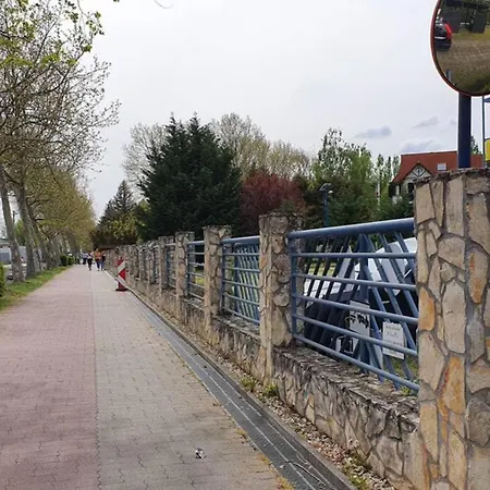 Igenyes 4 Fos Koezvetlen A Strandnal Apartment *